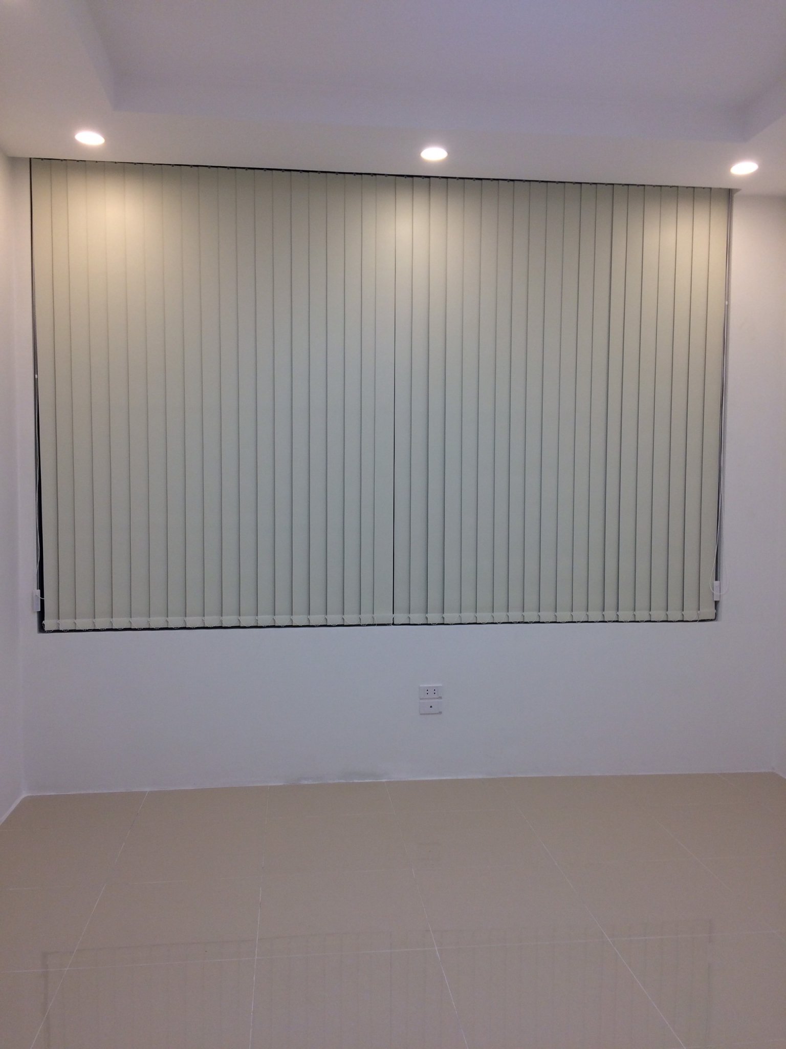 Rèm Cuốn Lá Dọc EU Blinds (Mã E01-06)